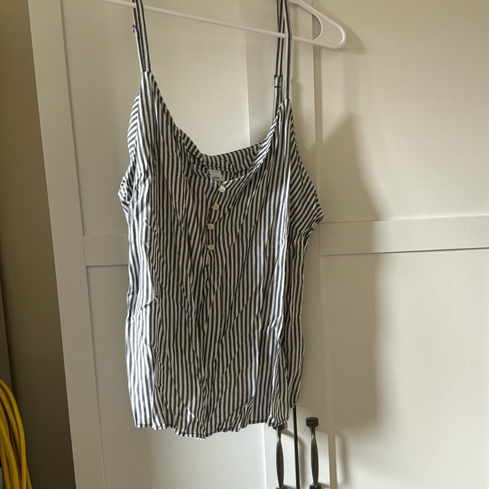 Blue and white stripe tank crop large